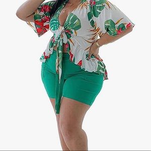 Womans 2 piece Short set Tie knot Top